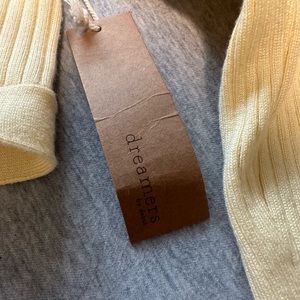 Yellow Dreamers by Debut long sleeve crop top